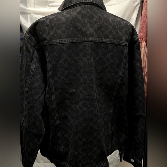 Women’s Coach NWT Signature C Denim Jacket in black XL relaxed fit - Picture 2 of 16